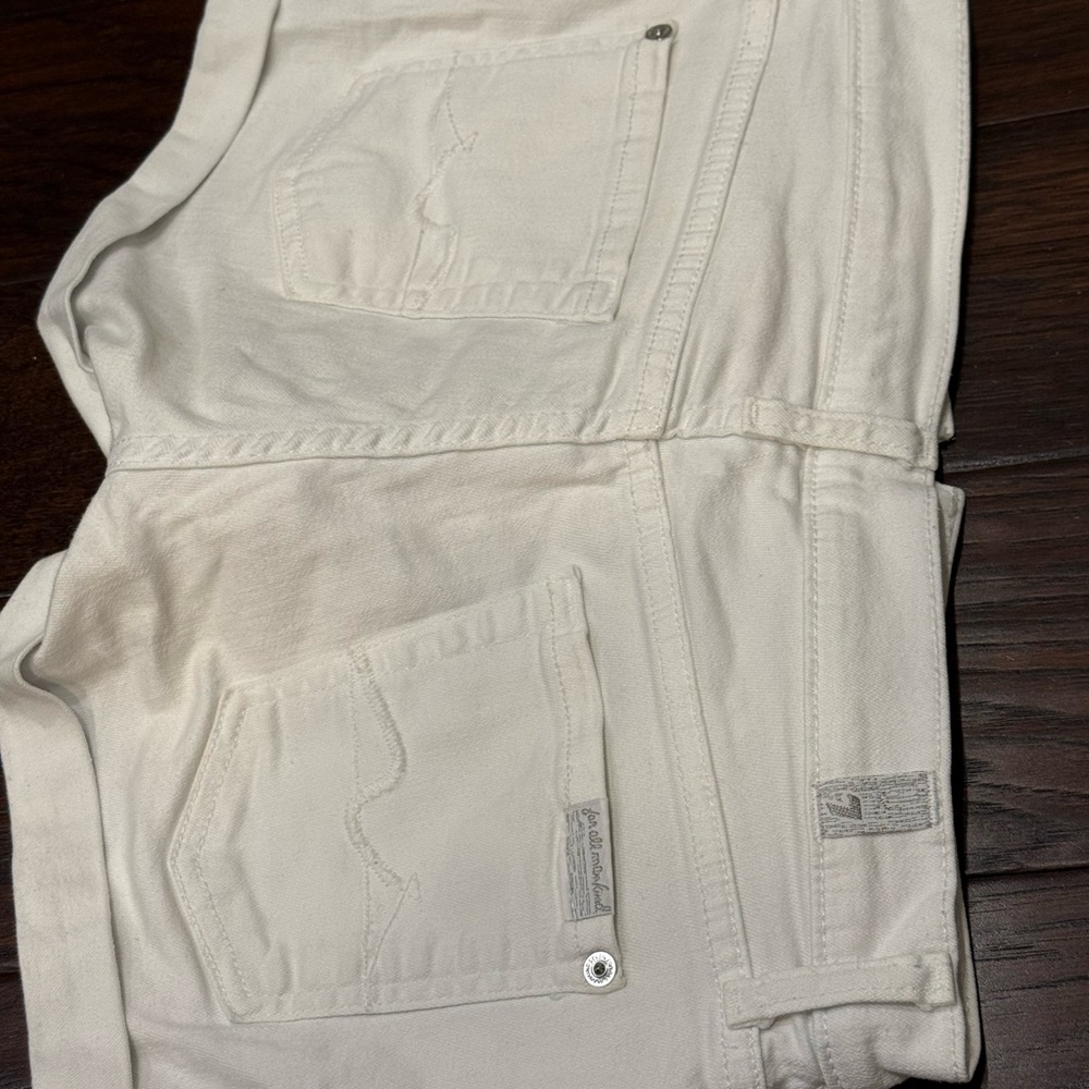 7 For All Mankind white denim roll short - Picture 4 of 5